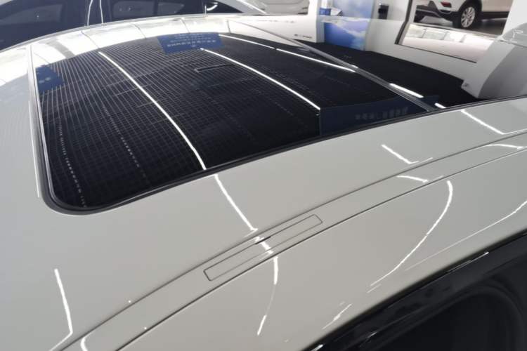 Used BMW 3 Series GT 2018 320i Sport Edition Roof