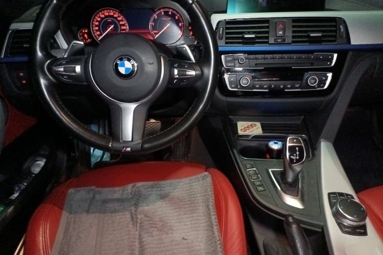Used BMW 3 Series GT 2018 330i xDrive M Sport Edition Steering Wheel