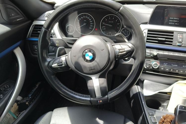 Used BMW 3 Series GT 2018 320i M Sport Edition Steering Wheel