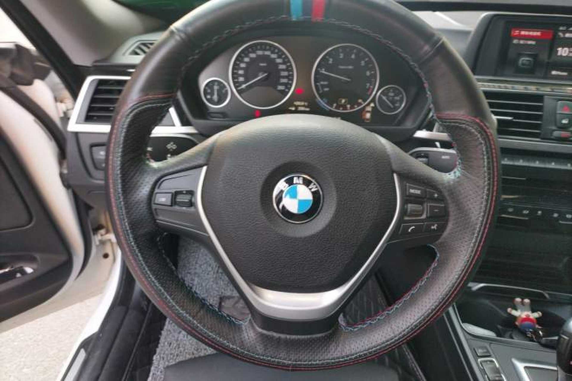 Used BMW 3 Series GT 2018 320i Sport Edition Steering Wheel