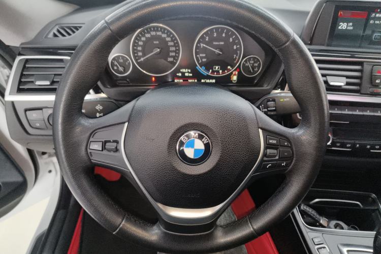 Used BMW 3 Series GT 2018 320i Sport Edition Steering Wheel