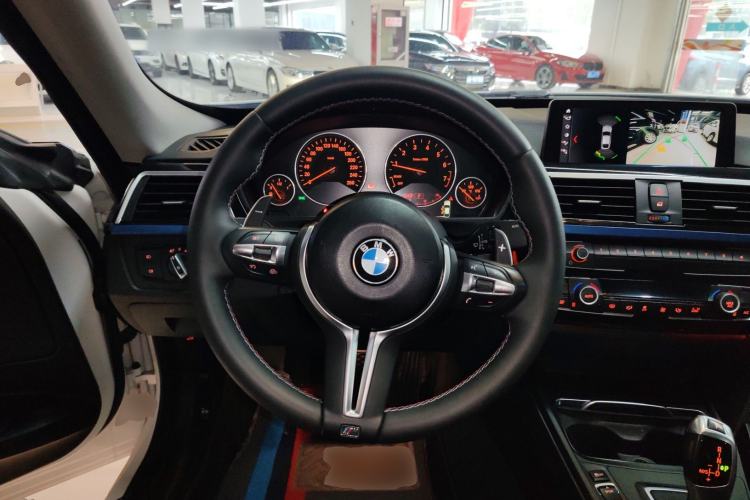 Used BMW 3 Series GT 2018 320i Sport Edition Steering Wheel