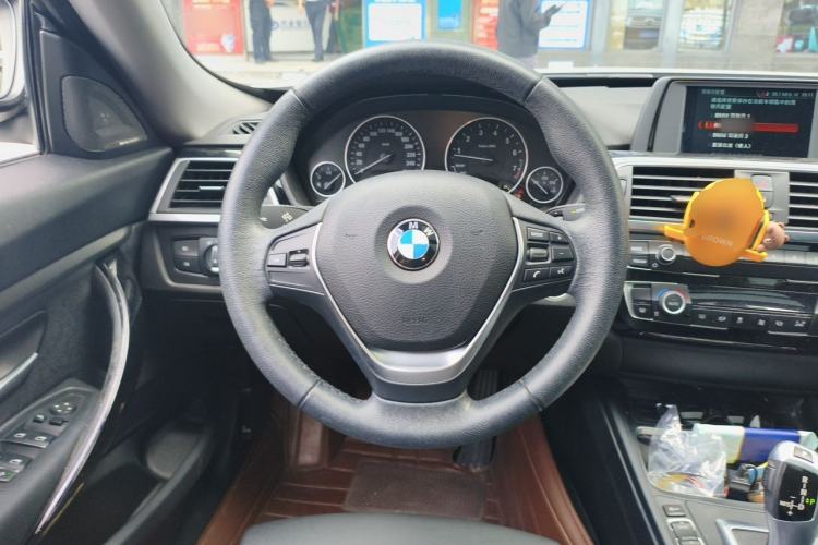 Used BMW 3 Series GT 2018 320i Sport Edition Steering Wheel