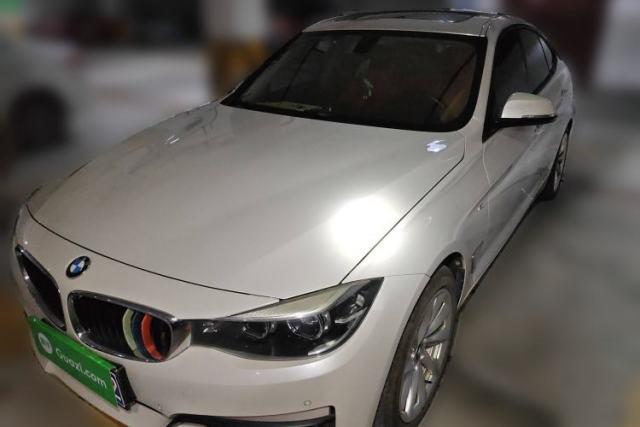 Ojetý BMW 3 Series GT 2018 320i Sport Edition