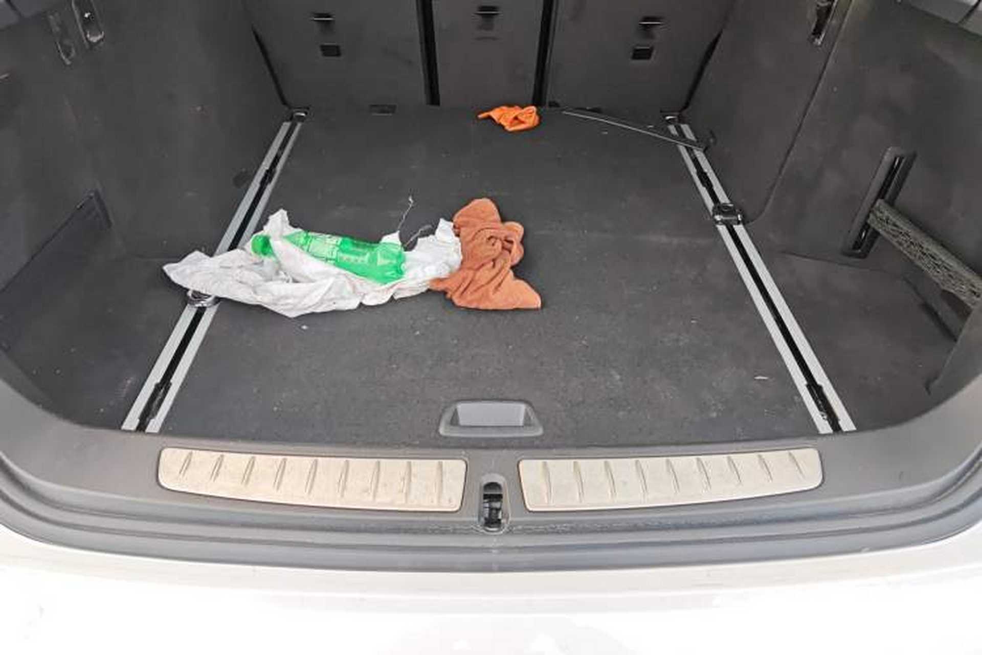 Used BMW 3 Series GT 2018 320i Sport Edition Trunk