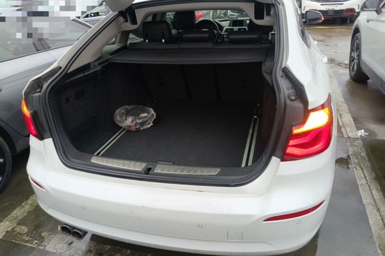 Used BMW 3 Series GT 2018 320i Sport Edition Trunk