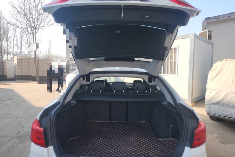 Used BMW 3 Series GT 2018 320i Sport Edition Trunk