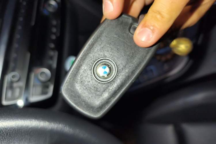 Used BMW 3 Series GT 2018 320i Sport Edition Vehicle Key