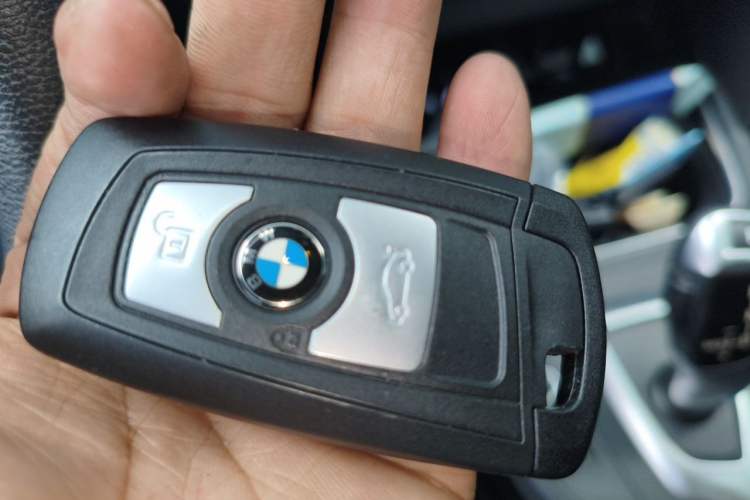 Used BMW 3 Series GT 2018 320i Sport Edition Vehicle Key