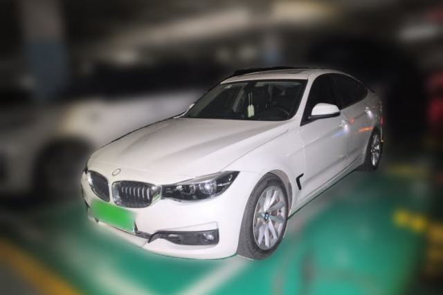 Used BMW 3 Series GT 2018 320i Sport Edition