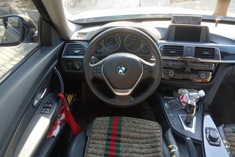 Used BMW 3 Series GT 2018 320i Sport Edition Steering Wheel