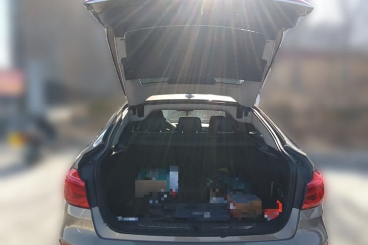 Used BMW 3 Series GT 2018 320i Sport Edition Trunk