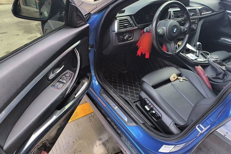 Used BMW 3 Series GT 2019 320i M Sport Package Driver Seat