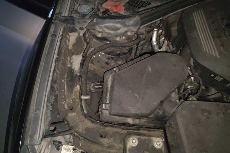 Used BMW 3 Series GT 2019 320i M Sport Night Edition Engine Bay Right
