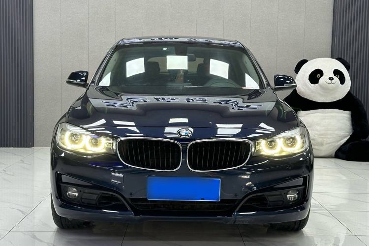 Used BMW 3 Series GT 2019 320i Sport Edition Exterior 1
