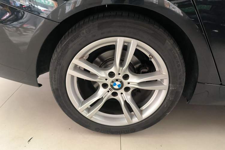 Used BMW 3 Series GT 2019 320i M Sport Package Exterior 2