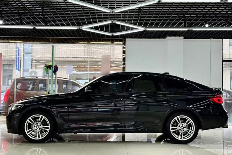 Used BMW 3 Series GT 2019 320i M Sport Package Exterior 2