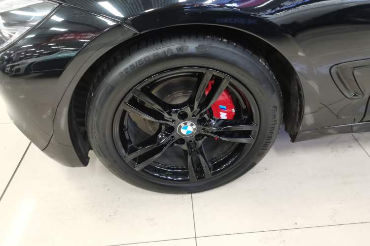 Used BMW 3 Series GT 2019 320i M Sport Package Exterior 4