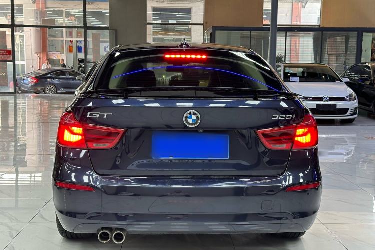 Used BMW 3 Series GT 2019 320i Sport Edition Exterior 4