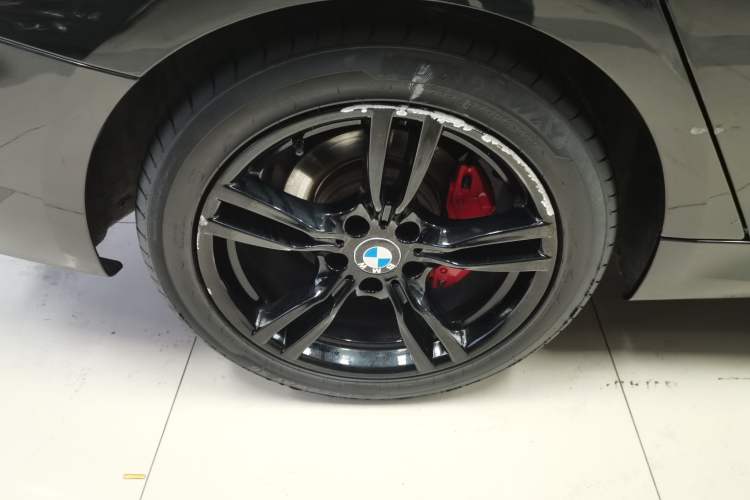 Used BMW 3 Series GT 2019 320i M Sport Package Exterior 5