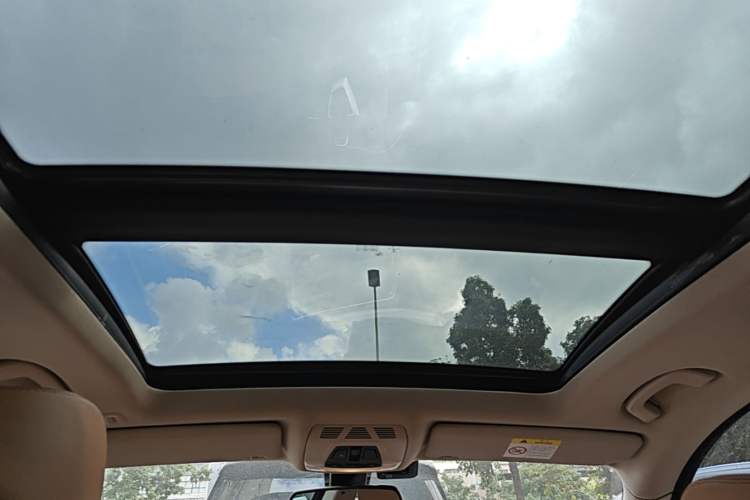 Used BMW 3 Series GT 2019 320i Luxury Design Package Headliner