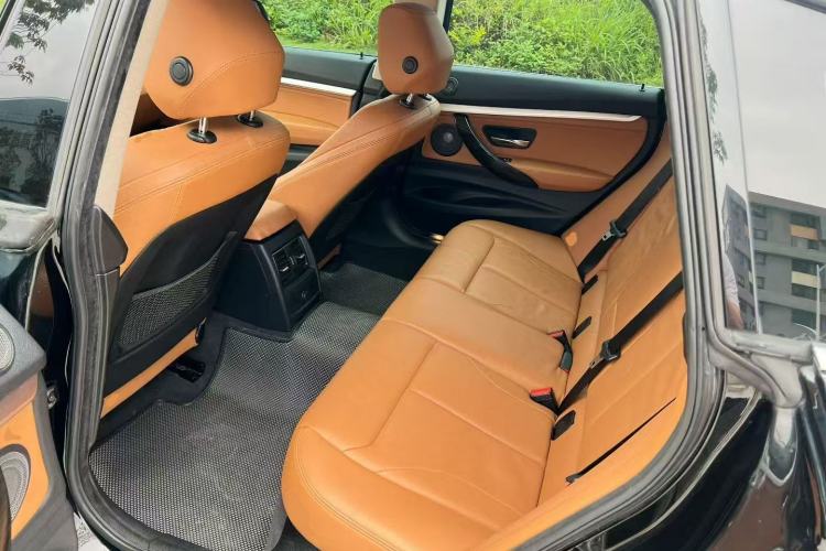 Used BMW 3 Series GT 2019 320i Luxury Design Package Left Rear Seat