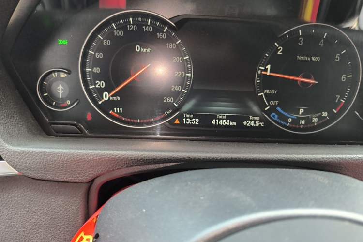 Used BMW 3 Series GT 2019 320i M Sport Package Odometer Close Up