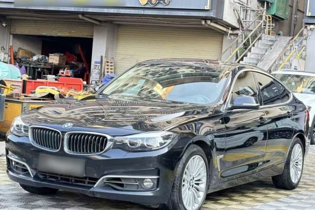 Used BMW 3 Series GT 2019 320i Luxury Design Package