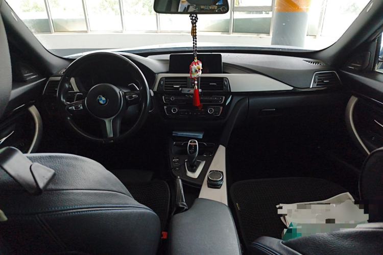 Used BMW 3 Series GT 2019 320i M Sport Center Console