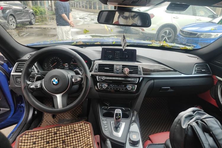 Used BMW 3 Series GT 2019 330i xDrive M Sport Edition Center Console