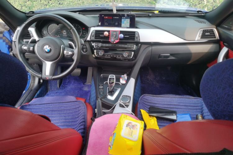 Used BMW 3 Series GT 2019 320i M Sport Center Console