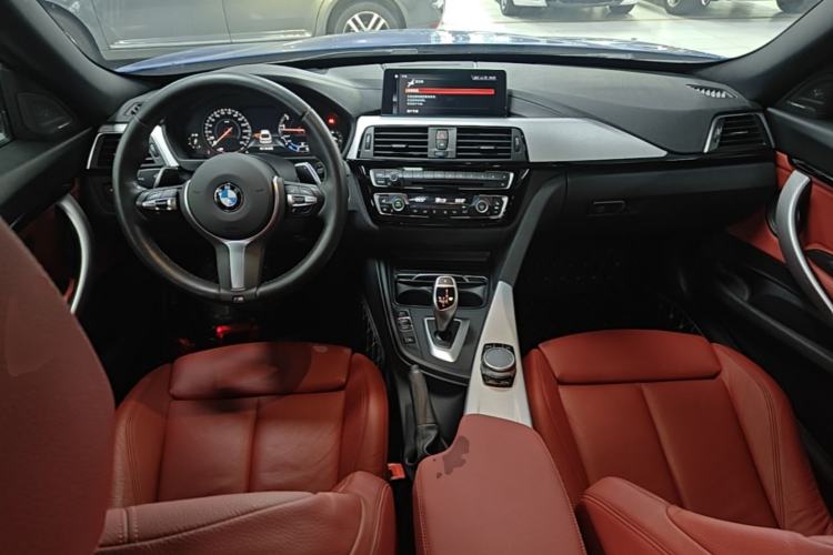 Used BMW 3 Series GT 2019 320i M Sport Center Console