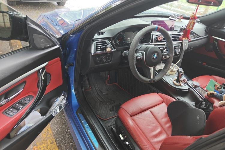 Used BMW 3 Series GT 2019 320i M Sport Night Edition Driver Seat