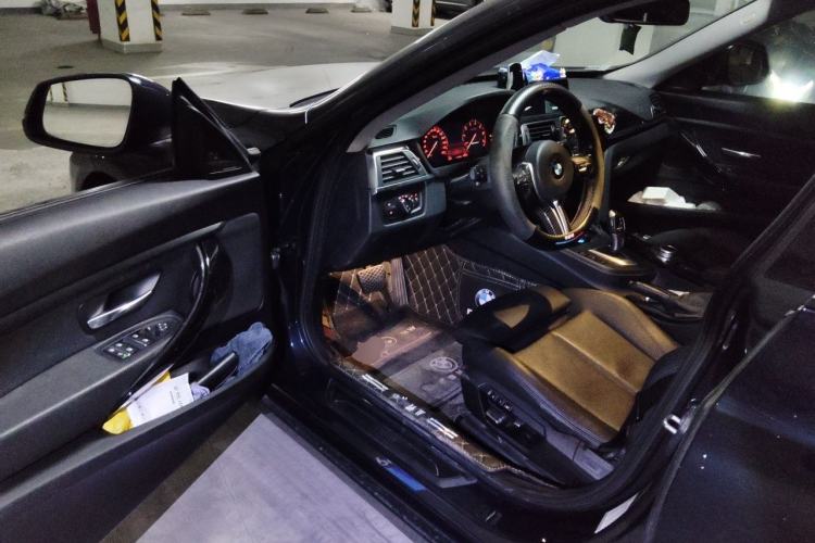 Used BMW 3 Series GT 2019 320i Sport Edition Driver Seat
