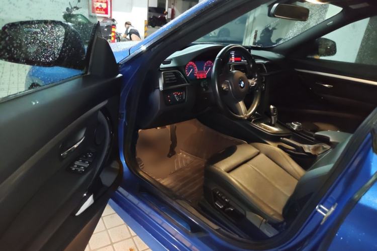 Used BMW 3 Series GT 2019 320i M Sport Package Driver Seat