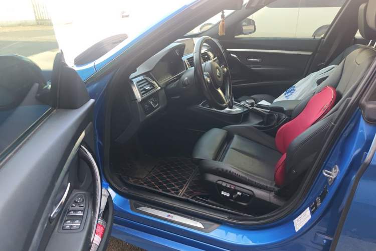 Used BMW 3 Series GT 2019 320i M Sport Package Driver Seat