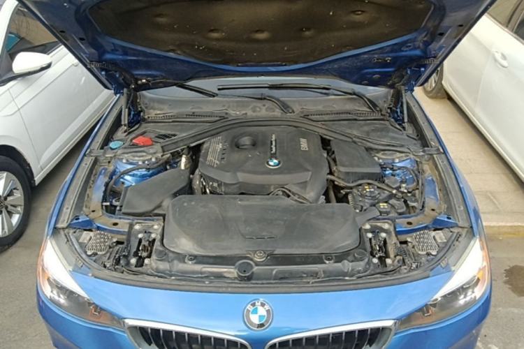 Used BMW 3 Series GT 2019 320i M Sport Package Engine Bay