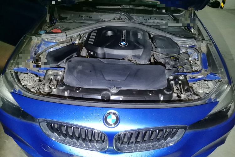 Used BMW 3 Series GT 2019 320i Sport Edition Engine Bay
