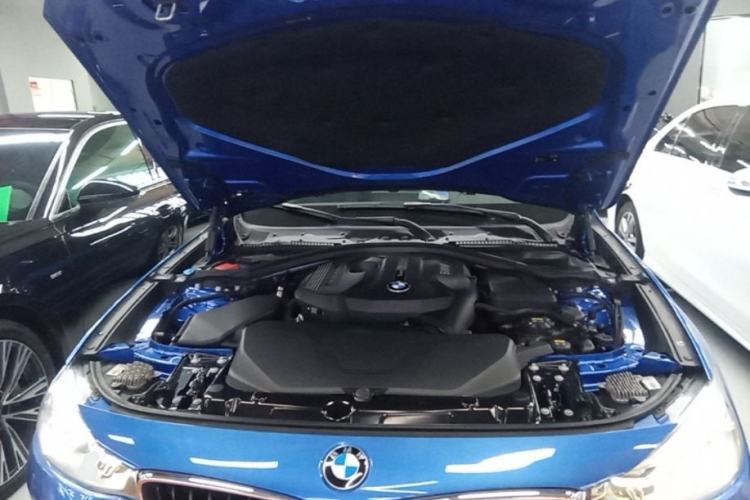 Used BMW 3 Series GT 2019 320i Sport Edition Engine Bay