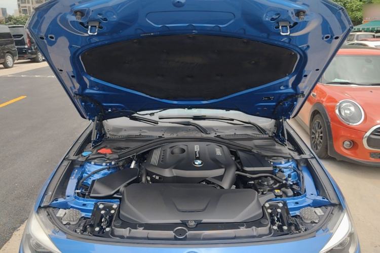 Used BMW 3 Series GT 2019 320i M Sport Package Engine Bay