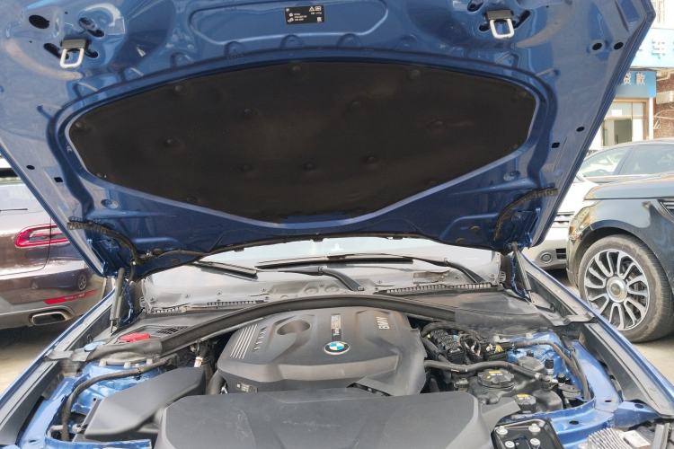 Used BMW 3 Series GT 2019 320i M Sport Package Engine Bay