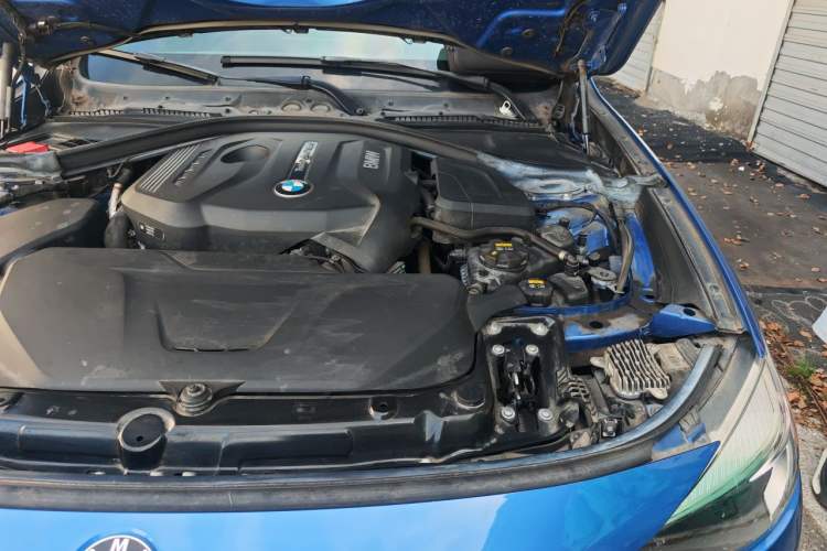 Used BMW 3 Series GT 2019 320i M Sport Package Engine Bay Left