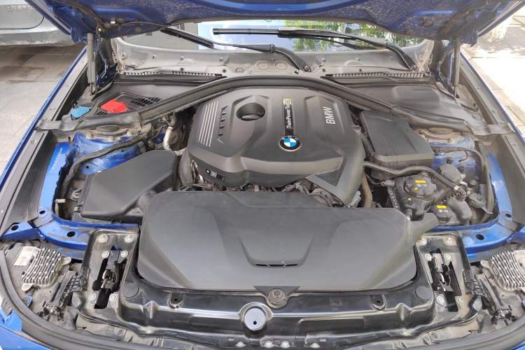 Used BMW 3 Series GT 2019 330i xDrive M Sport Edition Engine Bay