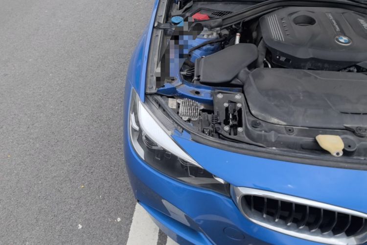 Used BMW 3 Series GT 2019 320i M Sport Package Engine Bay Right