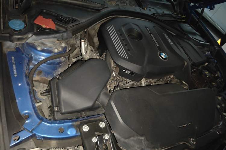 Used BMW 3 Series GT 2019 320i M Sport Night Edition Engine Bay Right