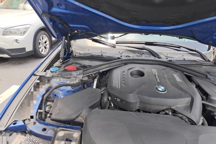 Used BMW 3 Series GT 2019 320i M Sport Package Engine Bay Right