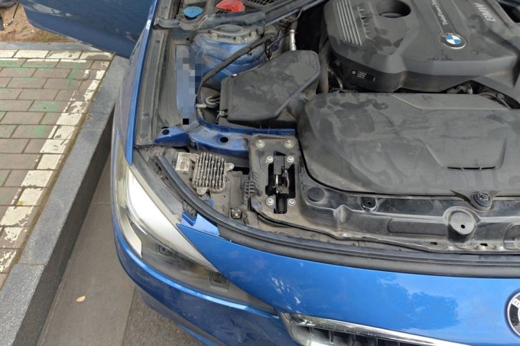 Used BMW 3 Series GT 2019 320i M Sport Package Engine Bay Right
