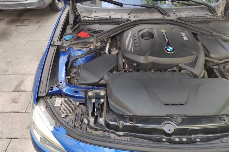Used BMW 3 Series GT 2019 330i xDrive M Sport Edition Engine Bay Right