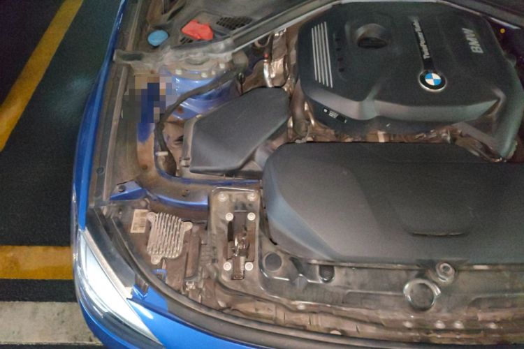 Used BMW 3 Series GT 2019 320i M Sport Package Engine Bay Right