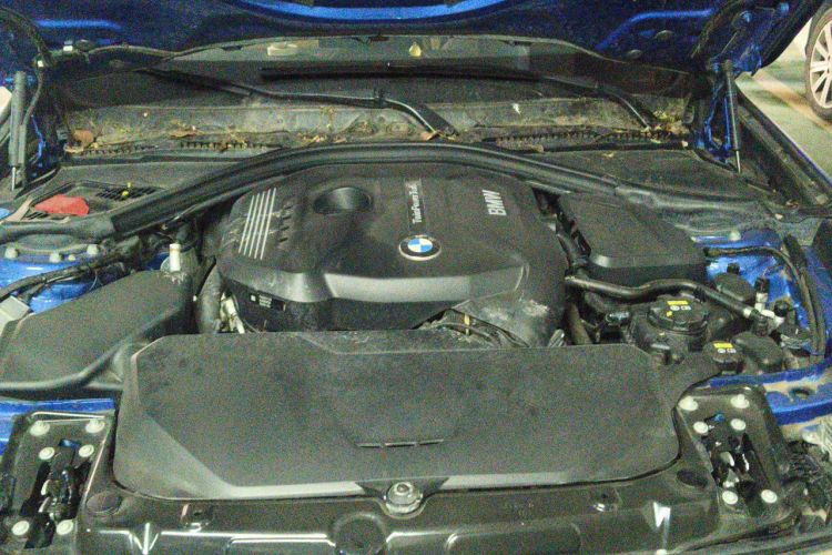 Used BMW 3 Series GT 2019 320i M Sport Engine Bay